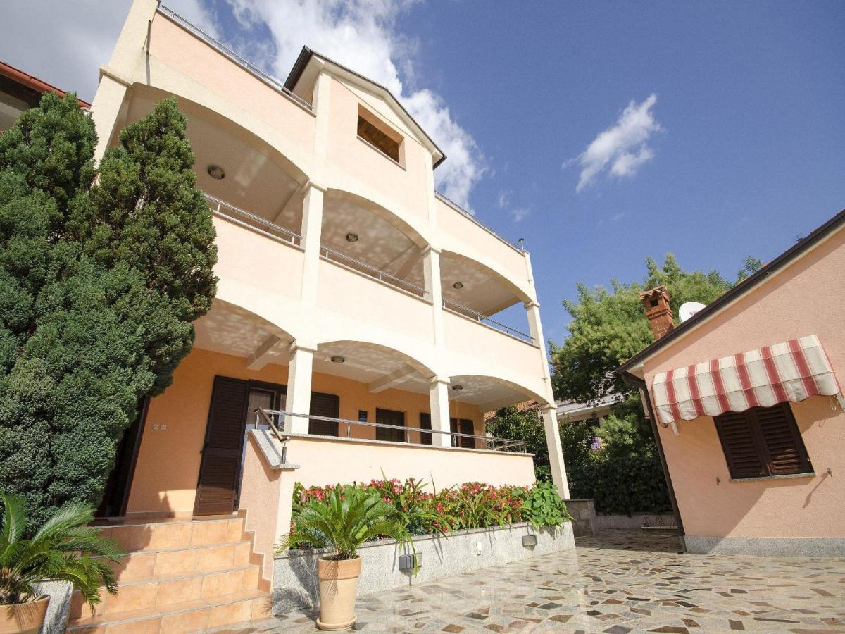 Apartments Patricija Rovinj Exterior photo